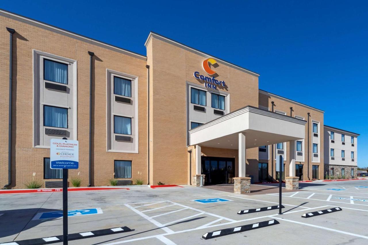 Comfort Inn & Suites Harrah Choctaw Exterior foto